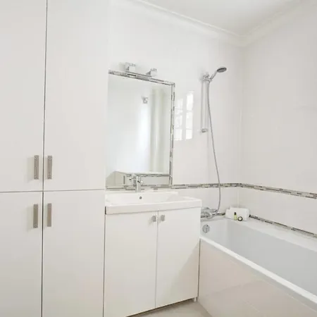 Daire Guestready - Bright Flat At Porte D'auteuil Metro *