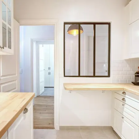 Daire Guestready - Bright Flat At Porte D'auteuil Metro Paris